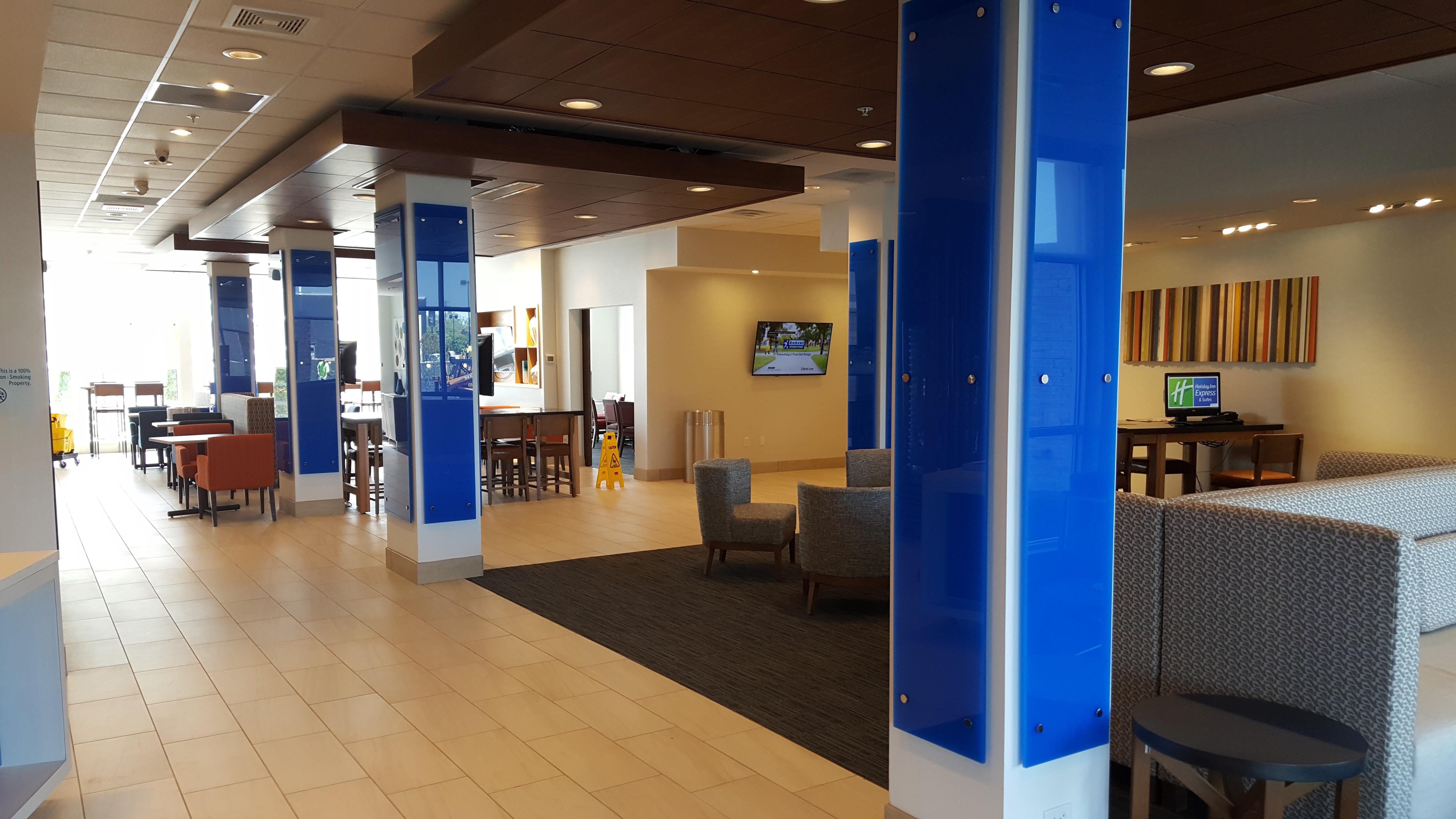 Holiday Inn Express & Suites Toledo West By Ihg Kültér fotó